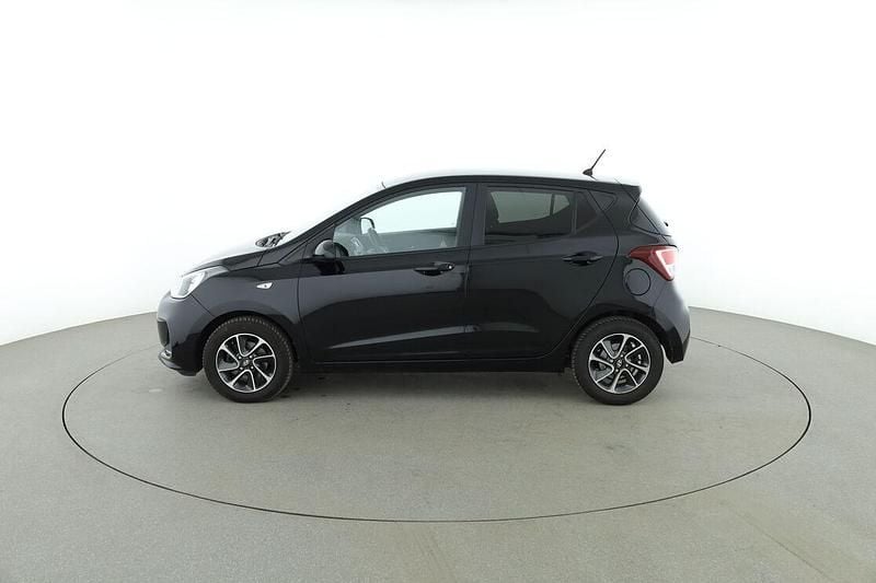 Gebraucht Hyundai i10 Trend 67 PS (49 kW) 2019 Schwarz Kleinwagen