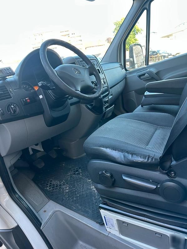 Używany Mercedes Sprinter 163 KM (119 kW) 2011 Biały