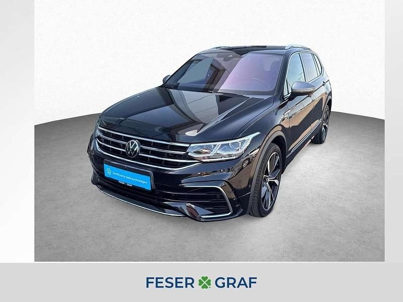 Deep black perleffekt Gebraucht 2022 VW Tiguan Allspace R-line SUV | 39.420 € (Etwas zu teuer) - Bild 1/4