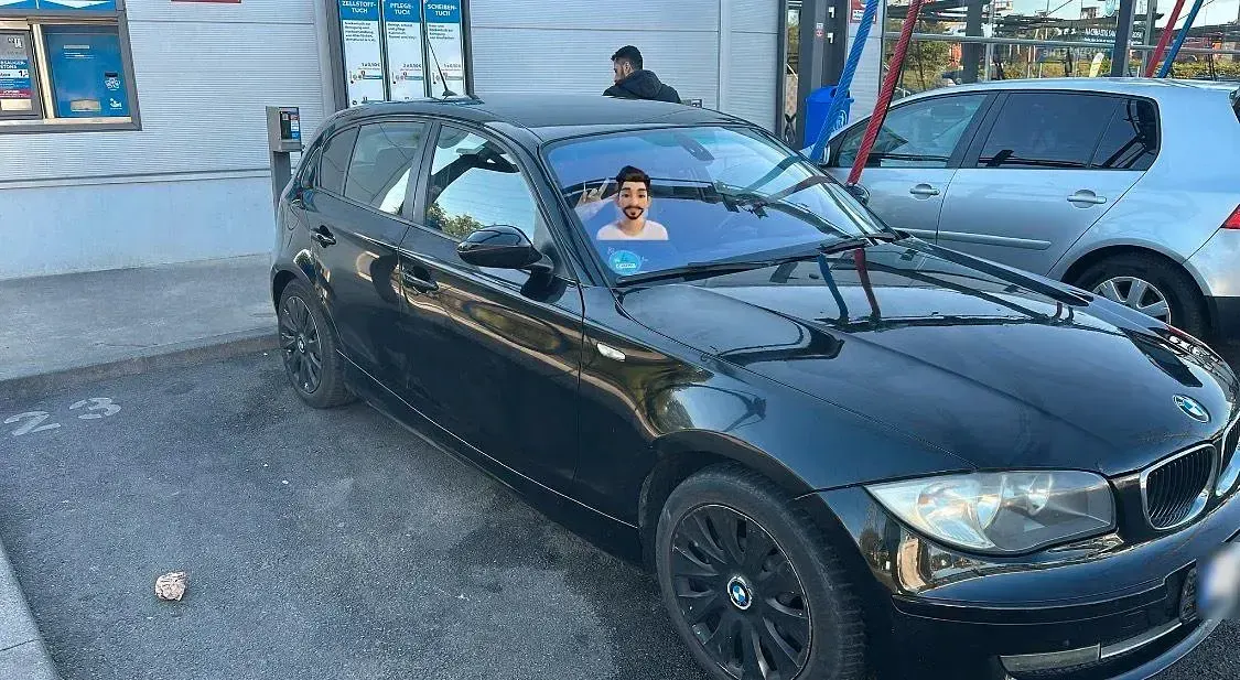 Gebraucht BMW 116 122 PS (89 kW) 2008 Schwarz Kleinwagen