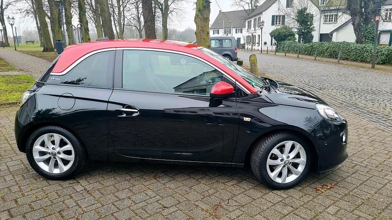 Gebraucht Opel Adam 69 PS (50 kW) 2018 Schwarz Kleinwagen