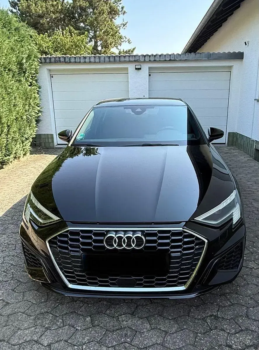 Gebraucht Audi A3 Ambiente 150 PS (110 kW) 2020 Schwarz Limousine