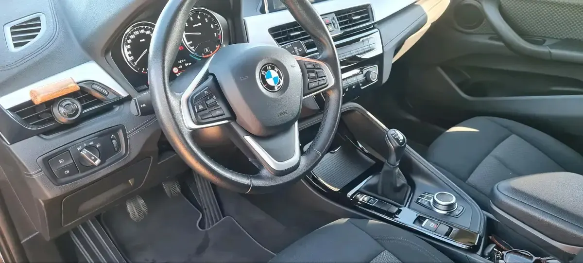 Gebraucht BMW X2 Advantage 140 PS (102 kW) 2020 Schwarz SUV