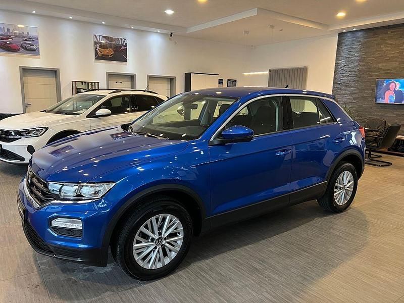 Gebraucht VW T-Roc Business 116 PS (85 kW) 2021 Blau SUV