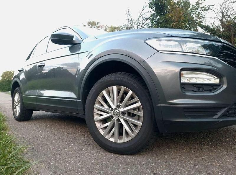 Gebraucht VW T-Roc 150 PS (110 kW) 2018 Grau SUV