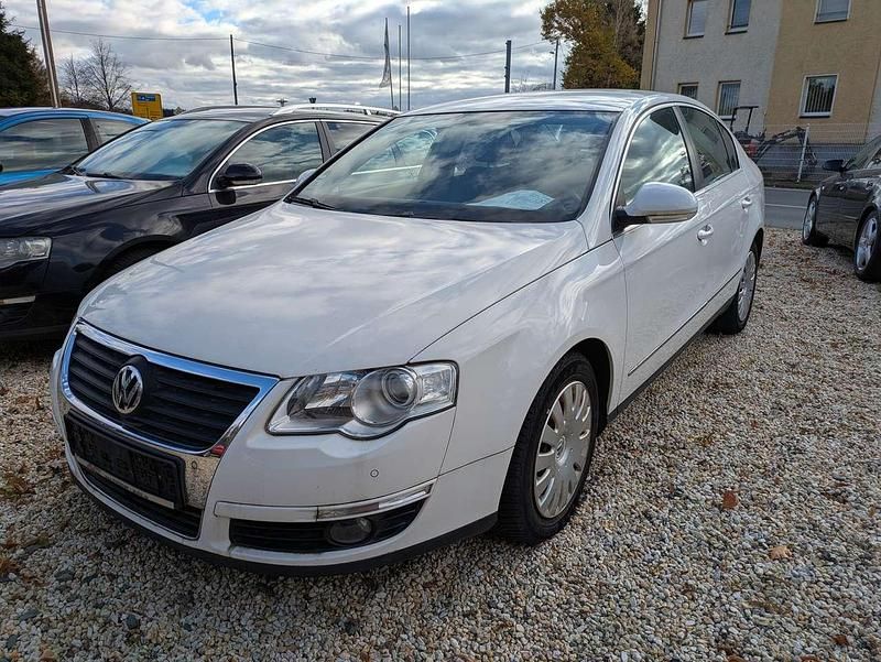 Gebraucht VW Passat Comfortline 170 PS (125 kW) 2007 Weiß Limousine