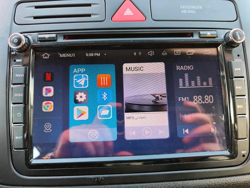 Second-hand VW Golf VI 105 CP (77 kW) 2011 Alb Hatchback