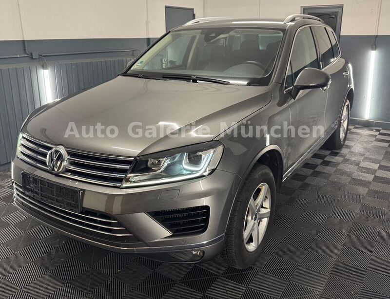 Grau Gebraucht 2015 VW Touareg SUV | 16.990 € (Fairer Preis) - Bild 1/4