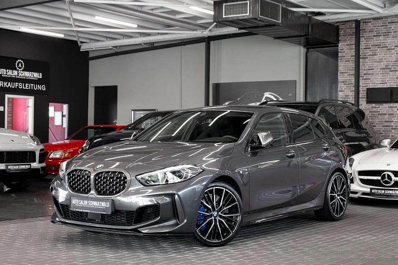 Mineralgrau Gebraucht 2020 BMW 135 Kleinwagen | 32.990 € (Etwas zu teuer) - Bild 1/4