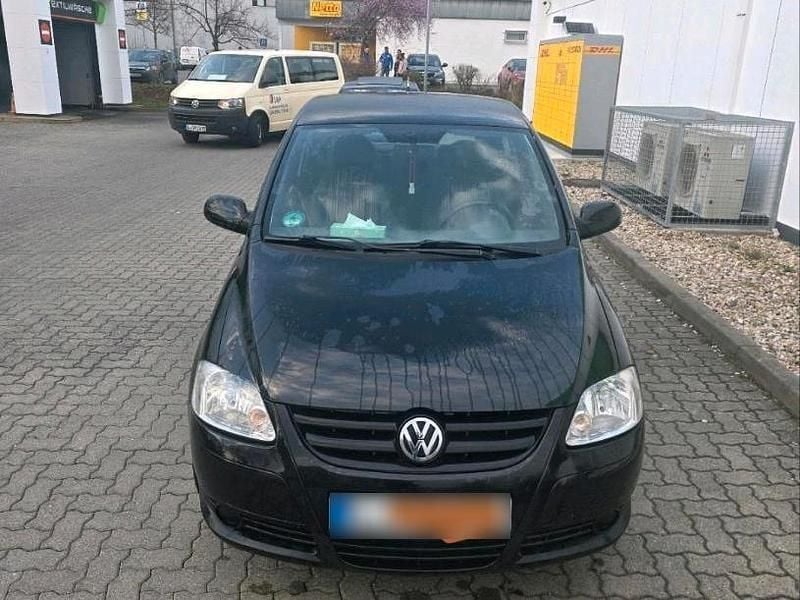Gebraucht VW Fox 54 PS (39 kW) 2008 Schwarz Kleinwagen