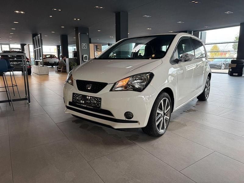Weiß Gebraucht 2021 Seat Mii Electric Kleinwagen | 9.780 € (Guter Preis) - Bild 1/4