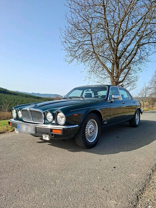 Gebraucht Jaguar XJ12 264 PS (194 kW) 1992 Grün Limousine