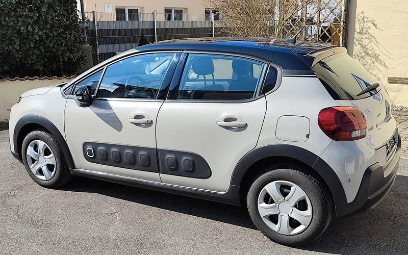 Gebraucht Citroën C3 PureTech 110 PS (80 kW) 2018 Grau Kleinwagen
