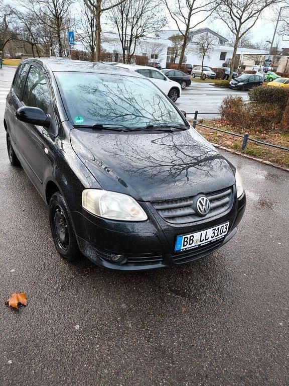Gebraucht VW Fox Refresh 60 PS (44 kW) 2008 Schwarz Kleinwagen