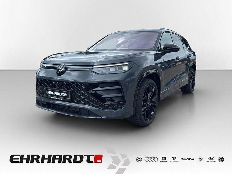 Delfingrau metallic Gebraucht 2025 VW Tayron R-line SUV | 67.090 € (Teuer) - Bild 1/3