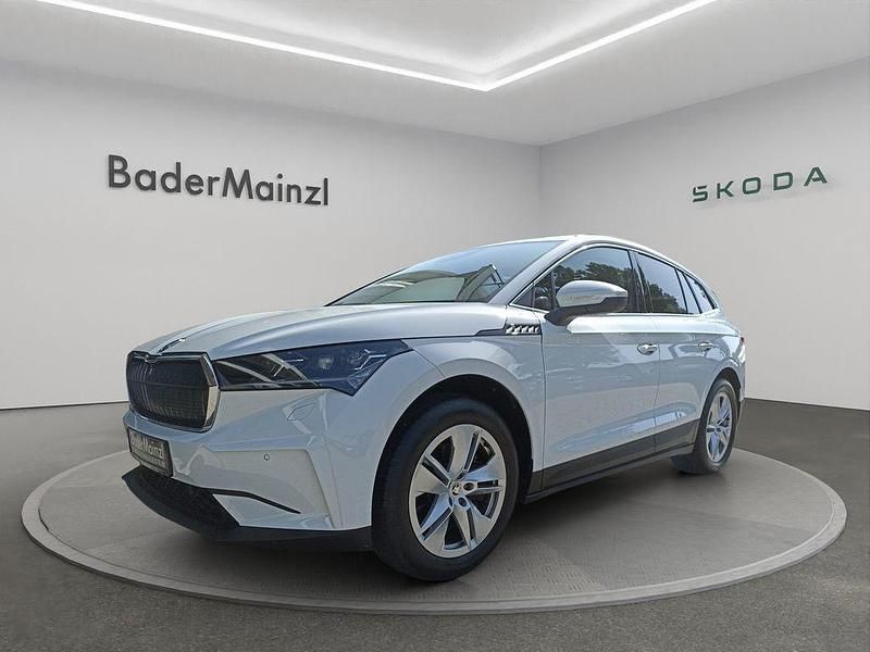 Moonweiß perleffekt Gebraucht 2022 Skoda Enyaq iV SUV | 33.880 € (Fairer Preis) - Bild 1/4