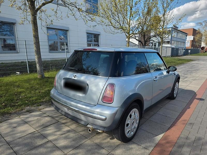 Gebraucht Mini ONE 90 PS (66 kW) 2003 Silber Kleinwagen