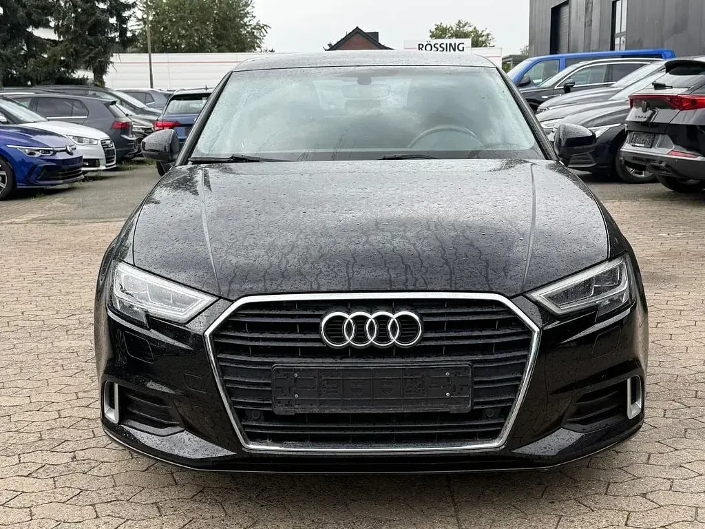 Gebraucht Audi A3 Sport 150 PS (110 kW) 2020 Schwarz Limousine