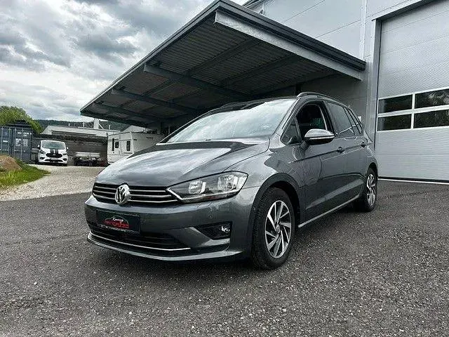 Gebraucht VW Golf VII Sound 110 PS (80 kW) 2017 Grau Kleinwagen