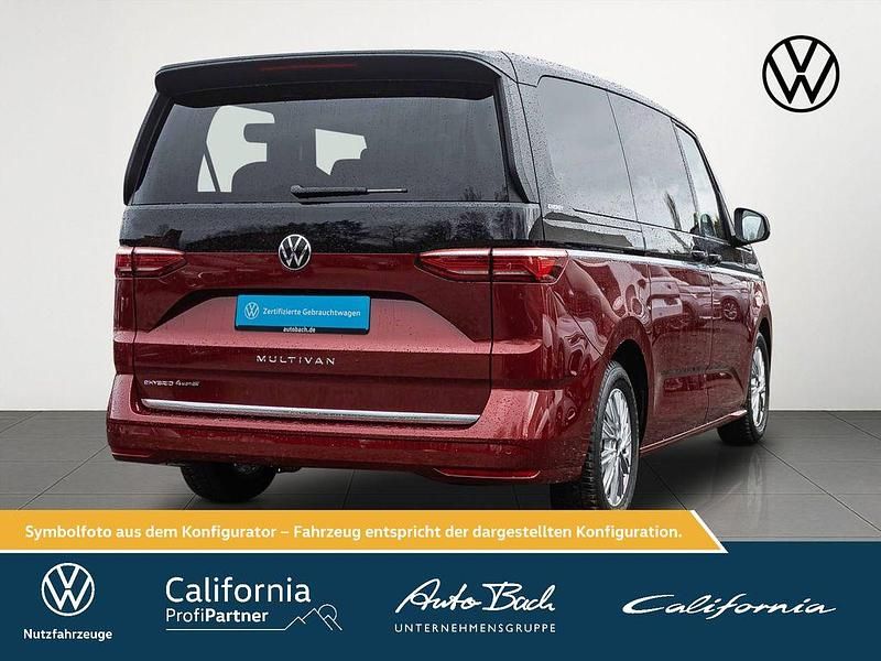 Neu VW Multivan 177 PS (130 kW) 2025 Deep black perleffekt/ fortanarot metall ic Van