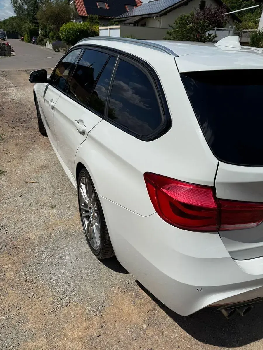Gebraucht BMW 325 M Performance 224 PS (164 kW) 2017 Weiß Kombi