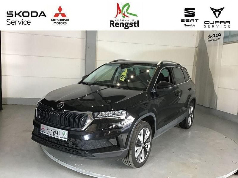 Schwarz Gebraucht 2024 Skoda Karoq Selection SUV | 25.990 € (Superpreis) - Bild 1/4
