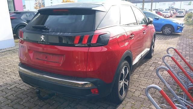 Ultimate rot metallic ultimate rot metallic Gebraucht 2019 Peugeot 3008 Crossway SUV | 18.936 € (Teuer) - Bild 1/4