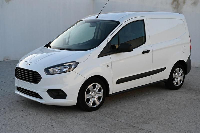 Gebraucht Ford Transit 75 PS (55 kW) 2019 Weiß Limousine