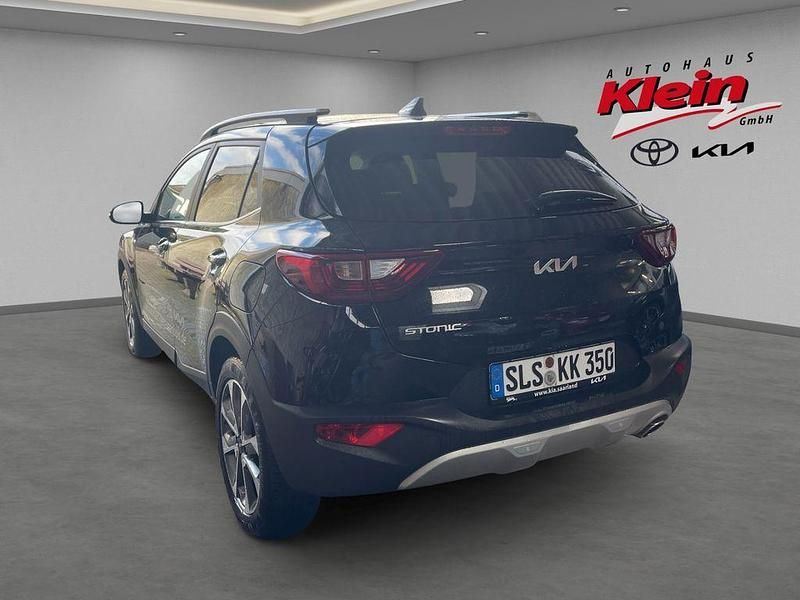 Gebraucht Kia Stonic Spirit 101 PS (74 kW) 2025 Schwarz SUV