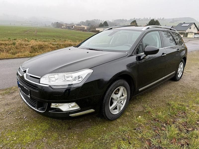 Schwarz Gebraucht 2011 Citroën C5 SELECTION Kombi | 2.850 € (Fairer Preis) - Bild 1/4