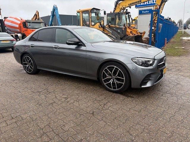 Gebraucht Mercedes E400 330 PS (242 kW) 2020 Limousine