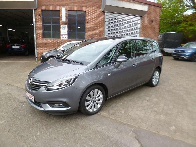 Light grey Gebraucht 2017 Opel Zafira Van / Kleinbus | 16.900 € (Teuer) - Bild 1/4