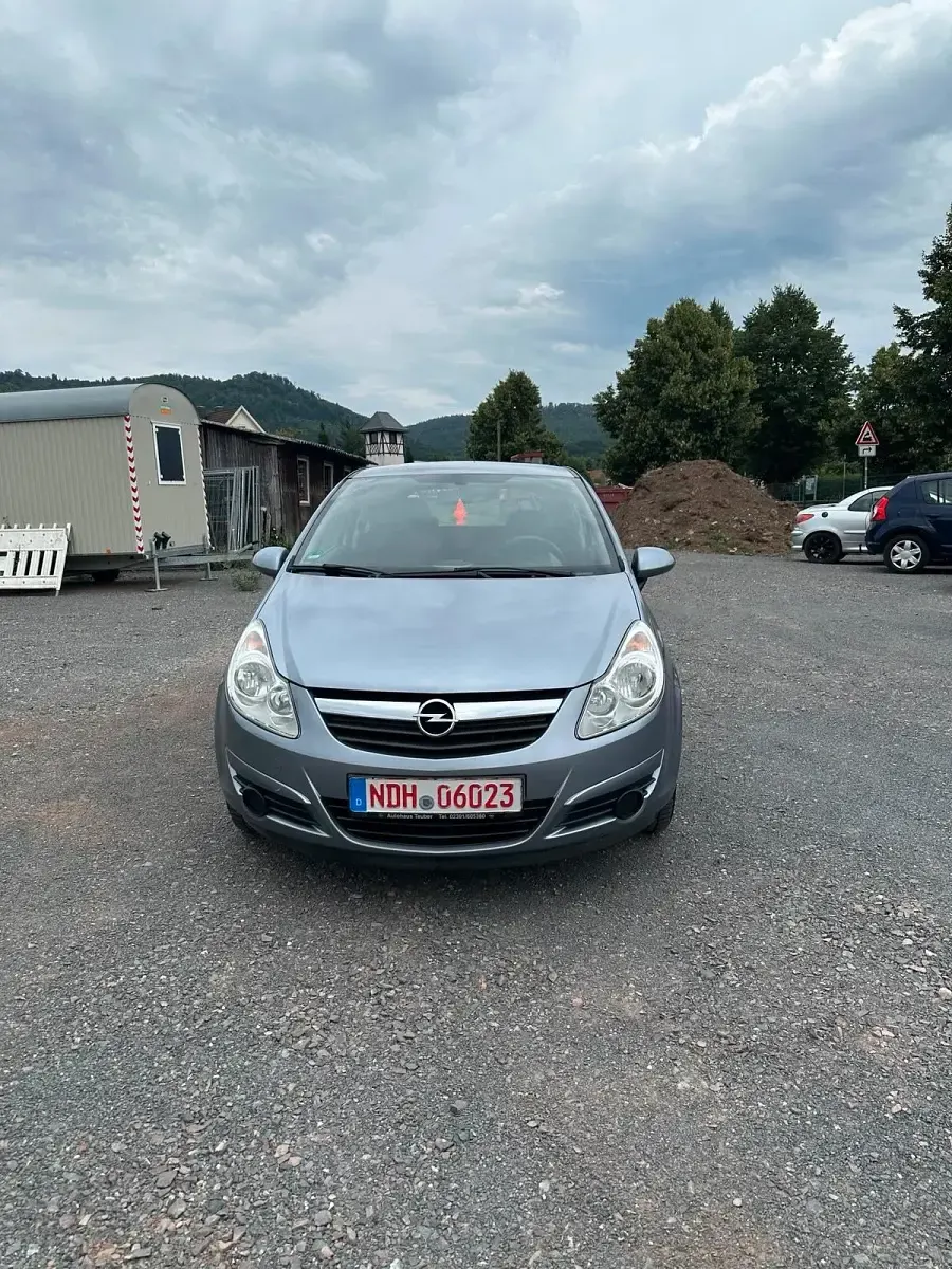Gebraucht Opel Corsa 80 PS (58 kW) 2009 Grau Kleinwagen