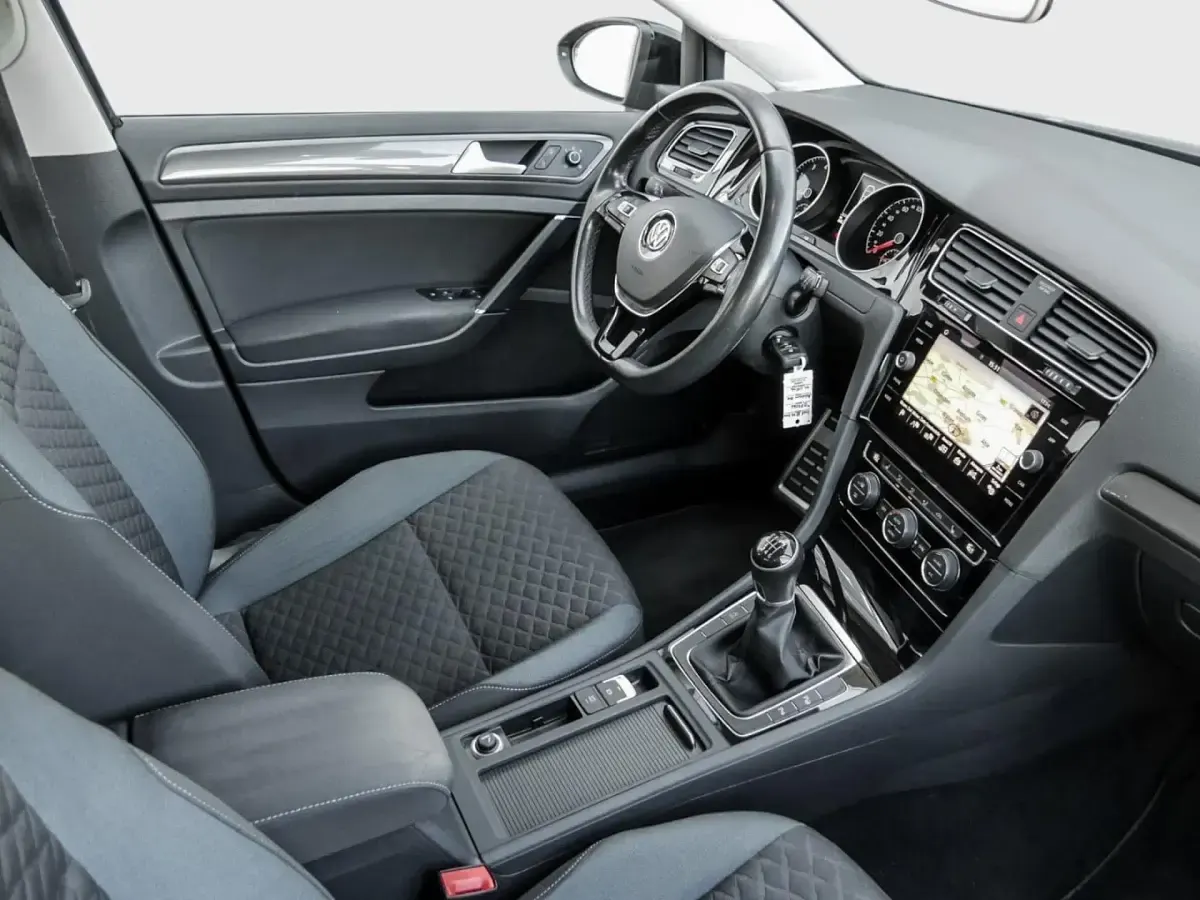 Gebraucht VW Golf VII IQ Drive 150 PS (110 kW) 2019 Blau Limousine