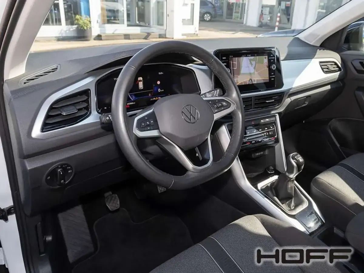 Gebraucht VW T-Roc Life 116 PS (85 kW) 2025 Pure white SUV