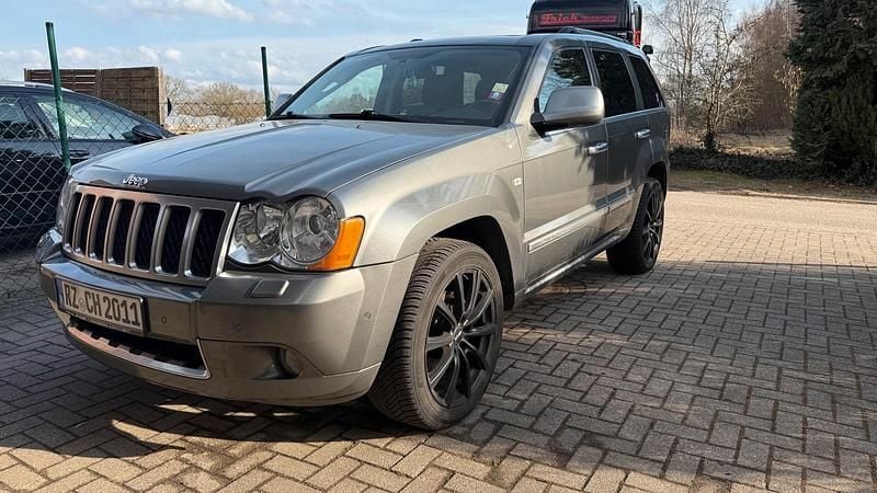 Gebraucht Jeep Grand Cherokee Overland 224 PS (164 kW) 2009 Silber SUV