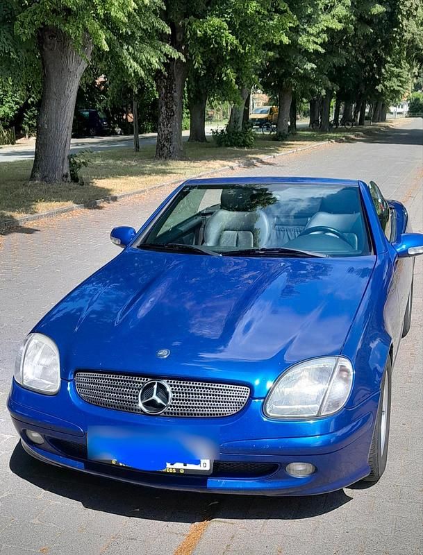 Blau Gebraucht 2001 Mercedes SLK200 Cabrio | 3.600 € (Superpreis) - Bild 1/4