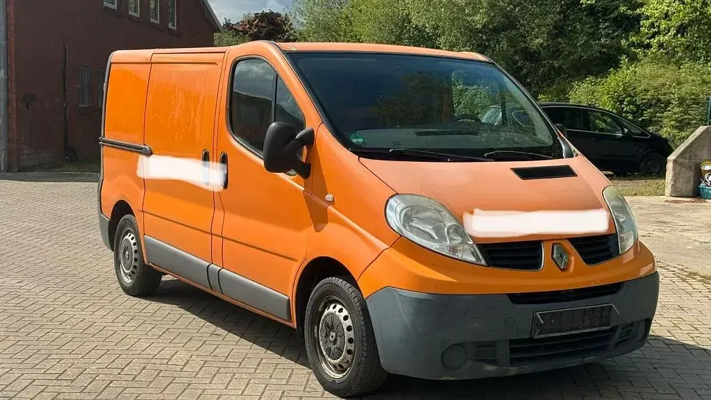 Brugt Renault Trafic 90 HK (66 kW) 2008 Orange MPV