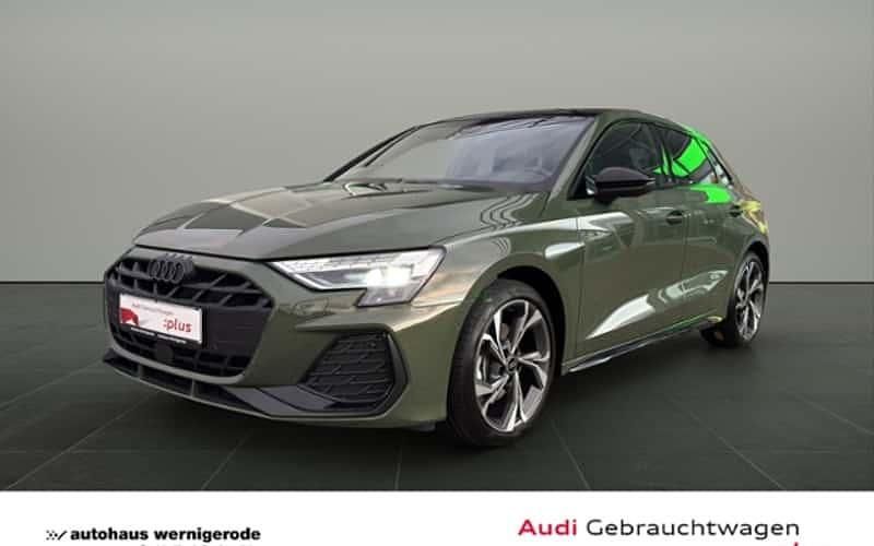 Grün Gebraucht 2024 Audi A3 S-Line Limousine | 40.940 € - Bild 1/4