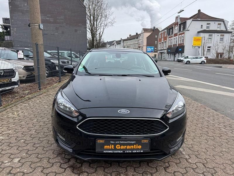 Gebraucht Ford Focus 101 PS (74 kW) 2018 Schwarz Kombi