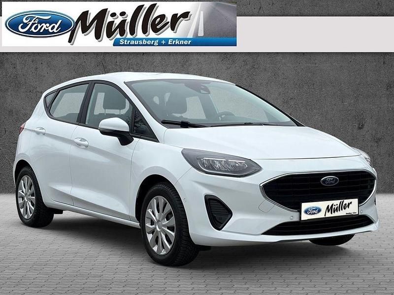 Gebraucht Ford Fiesta Cool & Connect 75 PS (55 kW) 2022 Frozen white Kleinwagen