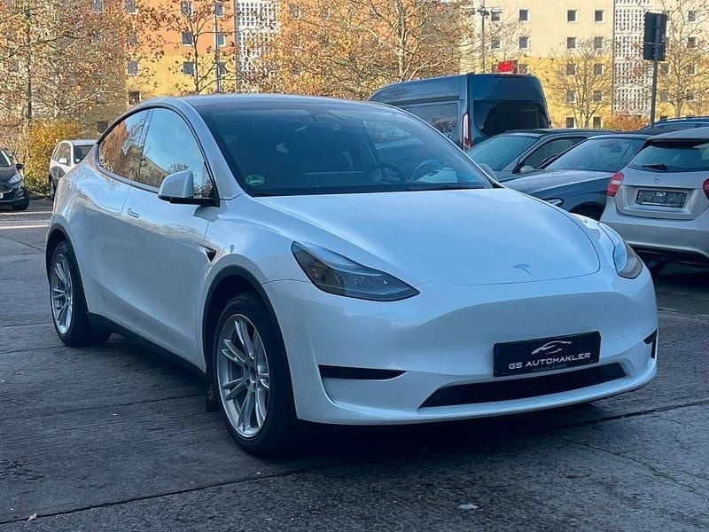 Gebraucht Tesla Model Y Standard Range 219 kW (299 PS) 2023 Weiß SUV