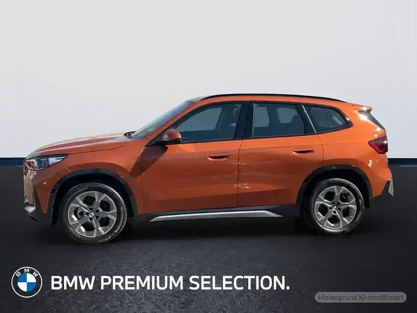 Gebraucht BMW X1 Comfort Edition 163 PS (119 kW) 2025 Orange SUV