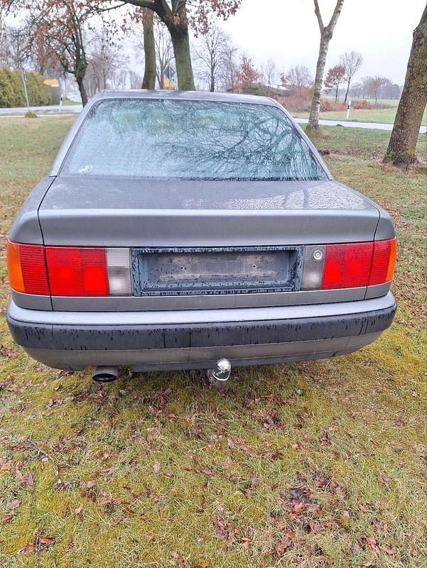 Gebraucht Audi 100 133 PS (97 kW) 1992 Grau Limousine