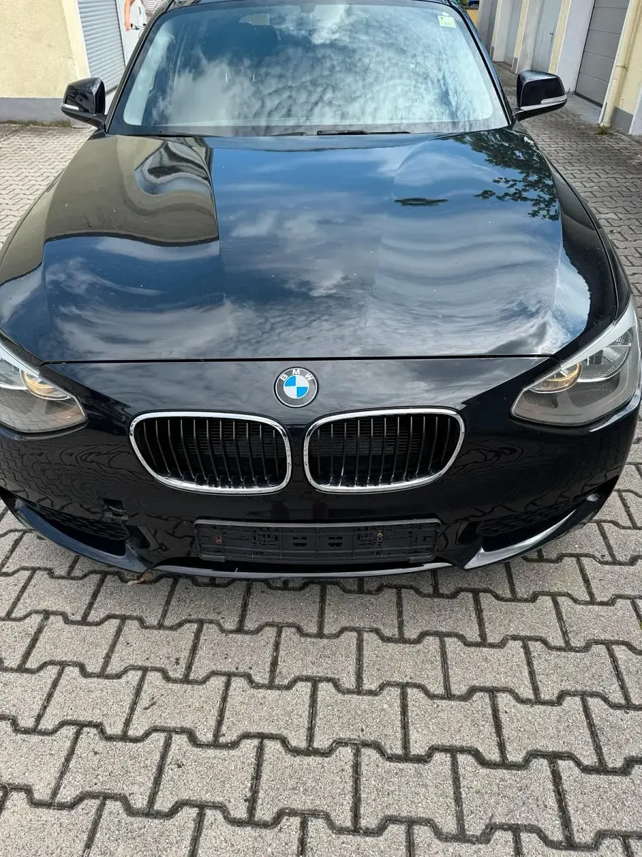 Gebraucht BMW 116 136 PS (100 kW) 2012 Schwarz Kleinwagen