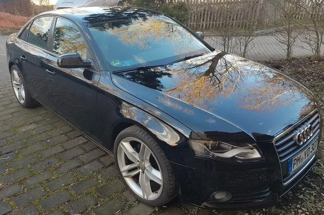 Brugt Audi A4 Attraction 120 HK (88 kW) 2010 Sort Sedan