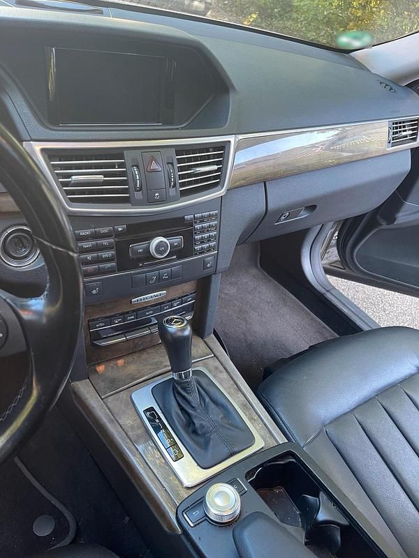 Gebraucht Mercedes E220 2009 Andere farben Limousine