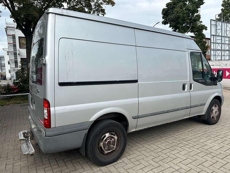 Gebraucht Ford Transit Basis 140 PS (102 kW) 2011 Silbergrau Van / Kleinbus