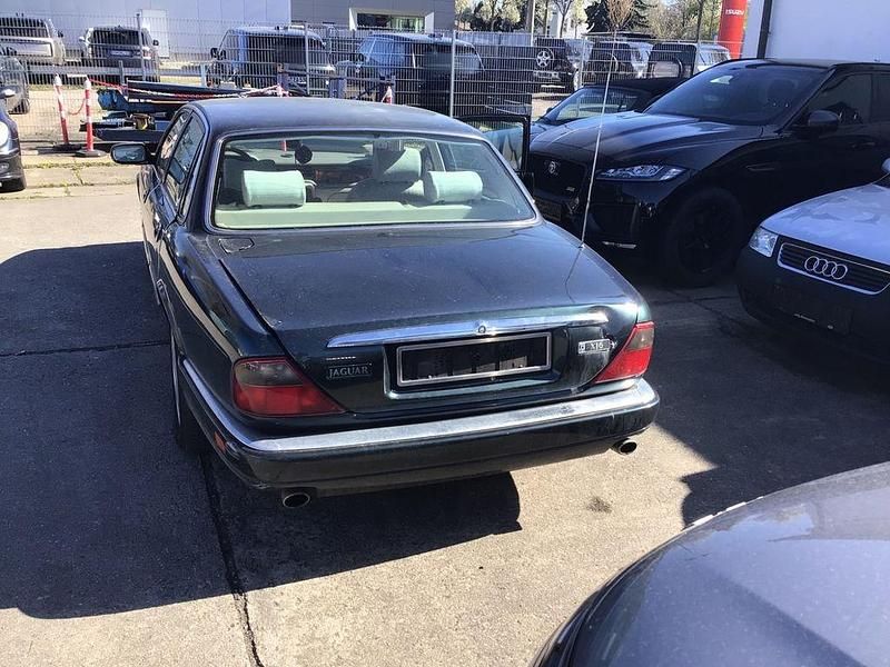 Gebraucht Jaguar XJ6 211 PS (155 kW) 1997 Grün Limousine