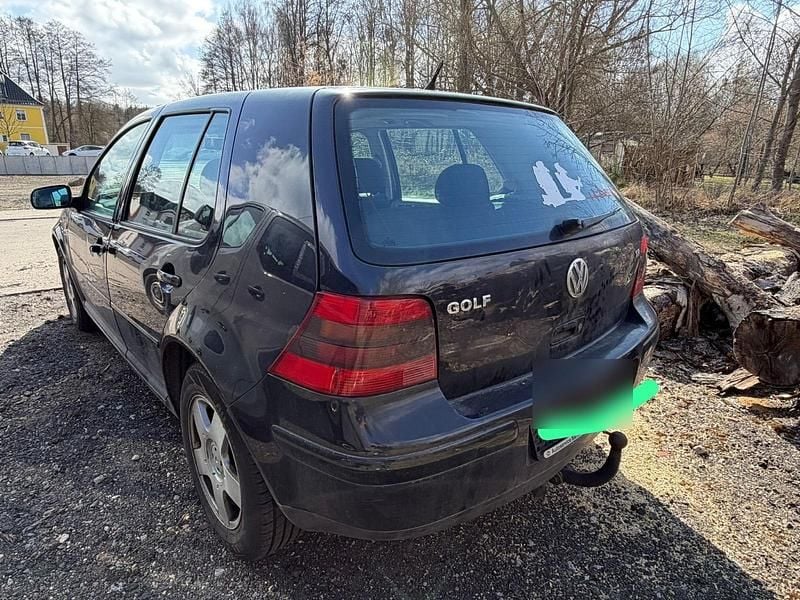 Gebraucht VW Golf IV 125 PS (91 kW) 1998 Schwarz Kleinwagen
